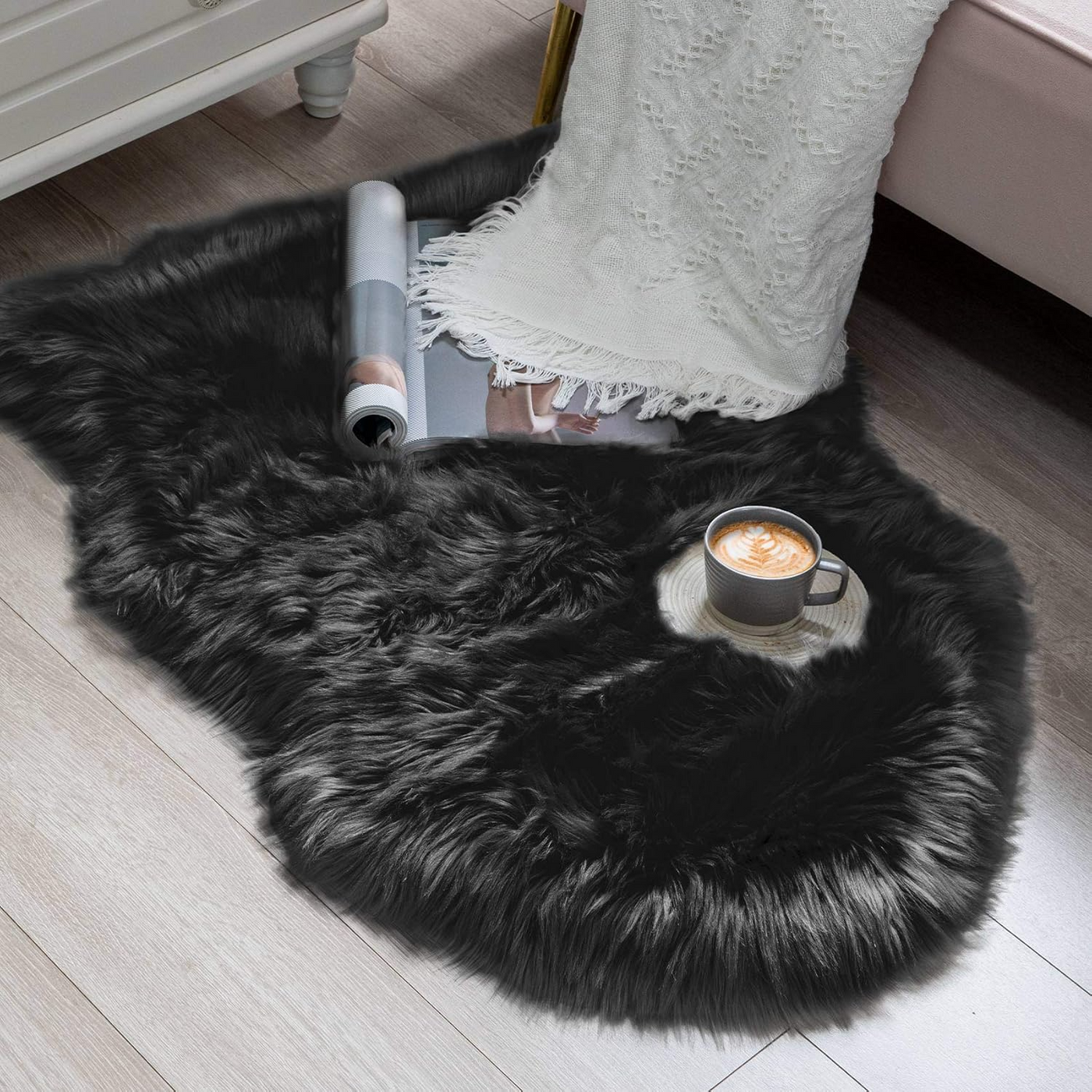 Black Furry Rug 90x60cm